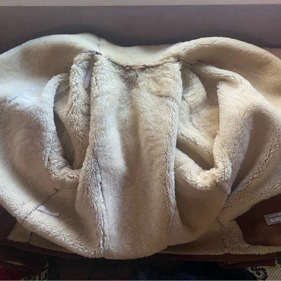 Shearling coat - Picture 5 of 14